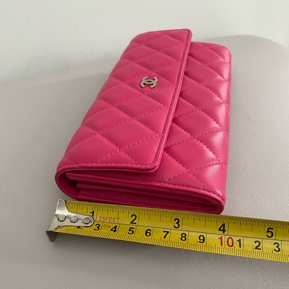 Authentic Chanel pink long wallet - Picture 7 of 13